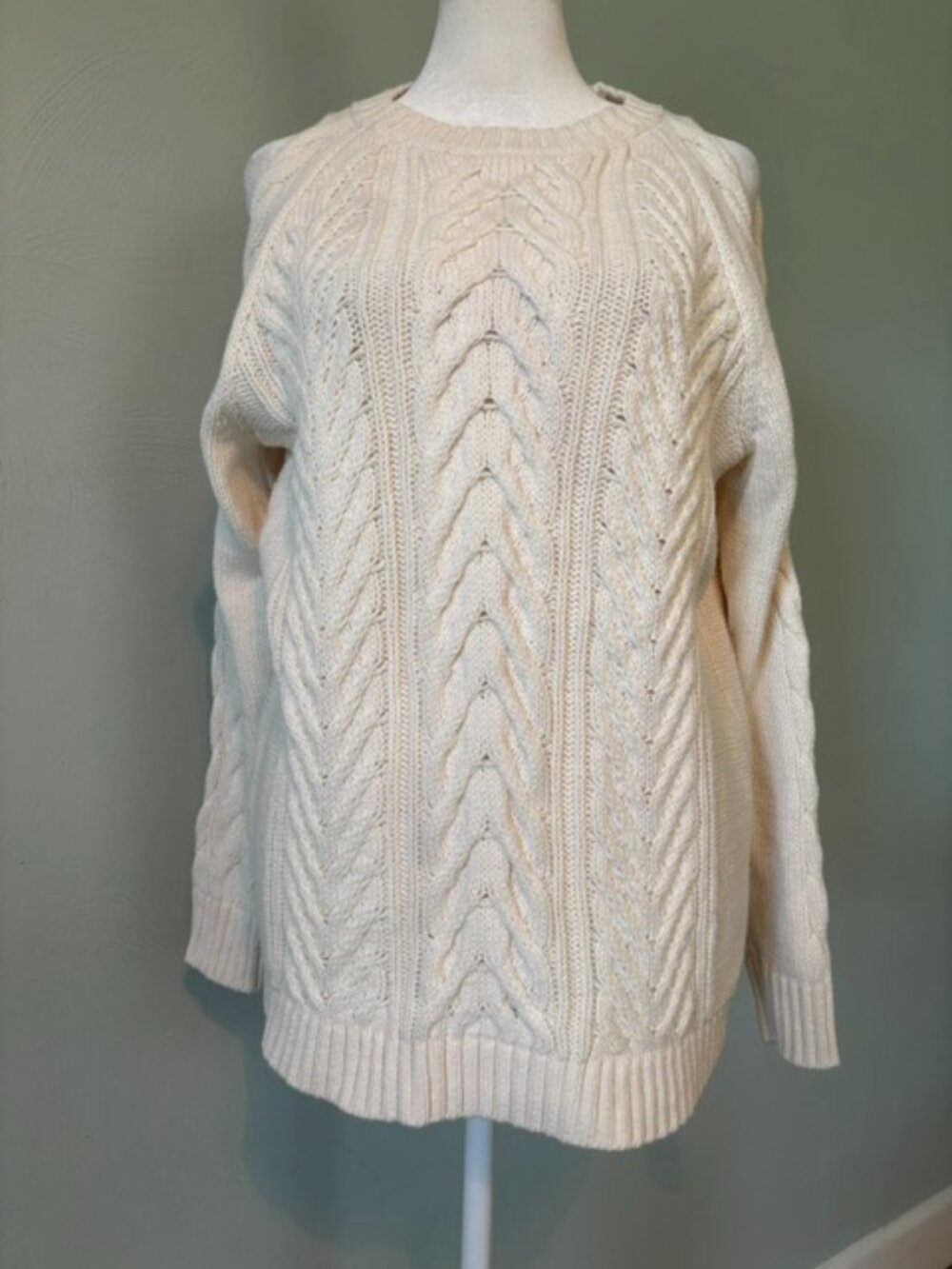 NWOT LOFT Cold Shoulder Cable Knit Crew Neck Sweater in Cream Size Medium